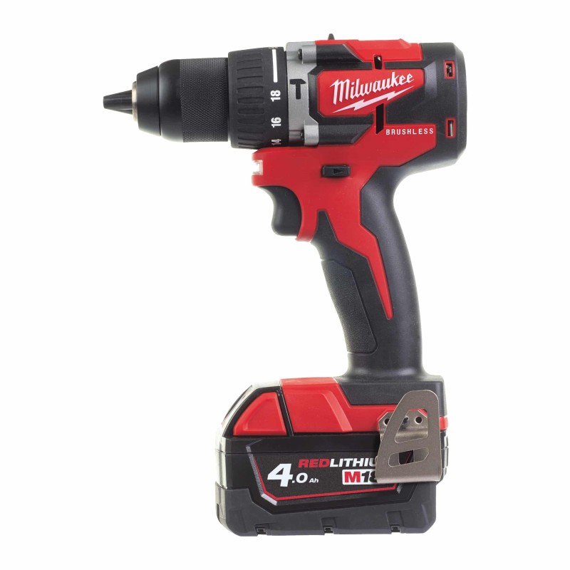 Perceuse Percussion Compacte BRUSHLESS,18V, 4,0Ah, 60 Nm. Livré en Coffret, 2 Batteries 18V 4,0Ah Red Li-Ion, chargeur M12-18C Perceuse Percussion Compacte BRUSHLESS,18V, 4,0Ah, 60 Nm. Livré en Coffret, 2 Batteries 18V 4,0Ah Red Li-Ion, chargeur M12-18C