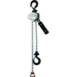 MATERIEL DE LEVAGE ET TRACTION disponibles chez V.O.S Outillages et Équipements