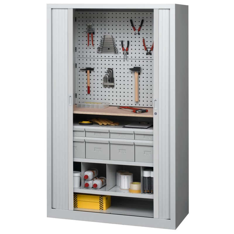 ARMOIRE D'ATELIER A RIDEAU A FOND PERFOREE