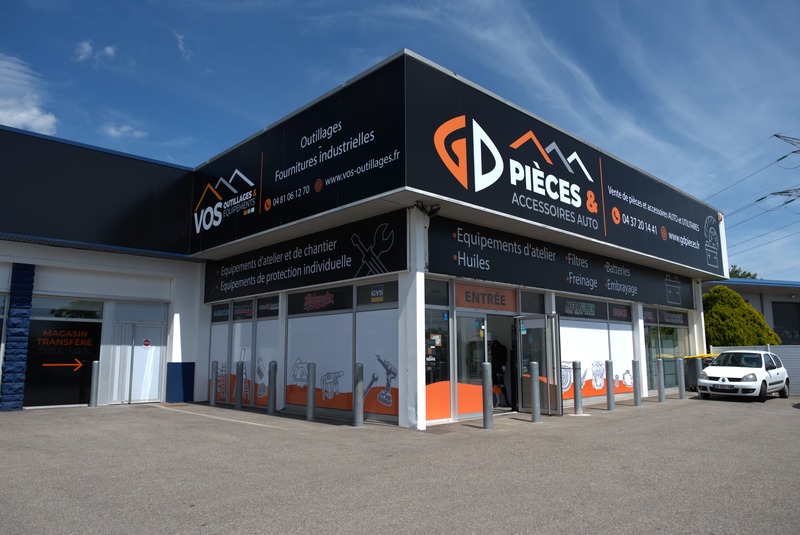 Magasin de bricolage à Brindas